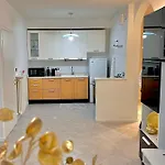 Glam Apartment Bardolino Lake View