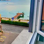 Glam Apartment Bardolino Lake View