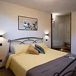 Il Borgo 48 - Regarda Travel