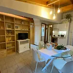 Lory Apartment