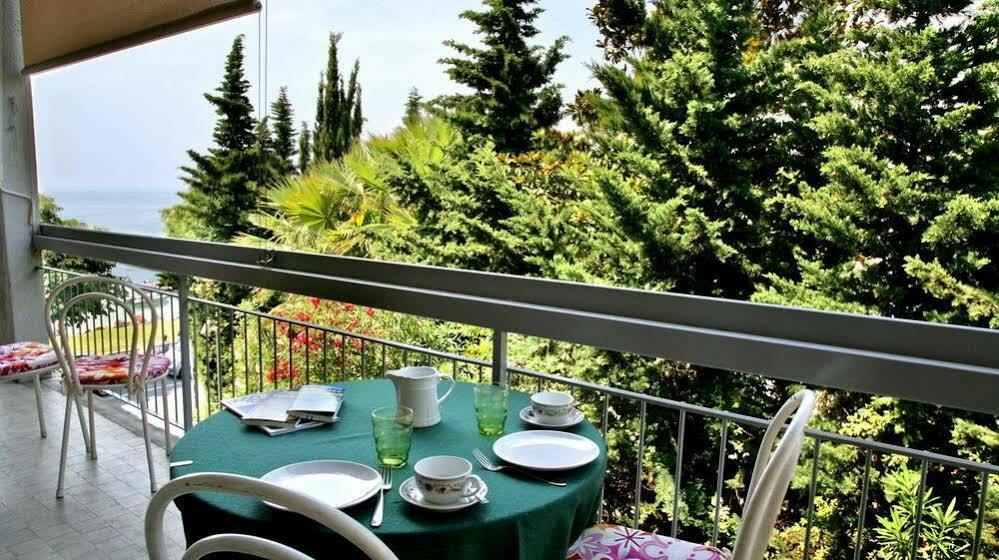 Residential Park Apartment *