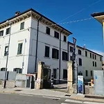 Bardo House