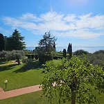 Apartments Blue View - Residence Casetto Bardolino - Regarda Travel
