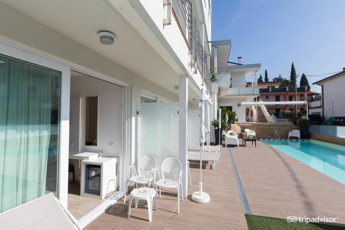 Katy Hotel 3*