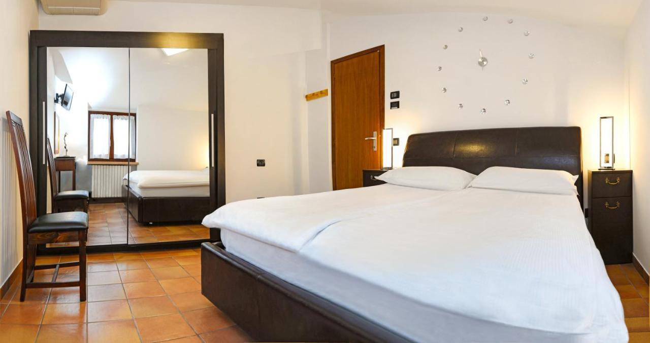 Colombara Aparthotel Bardolino