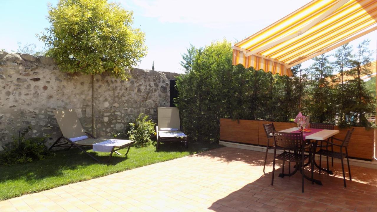 Millyholidays - Lilla - Center - Nearby - Private Garden - Pool Apartment *