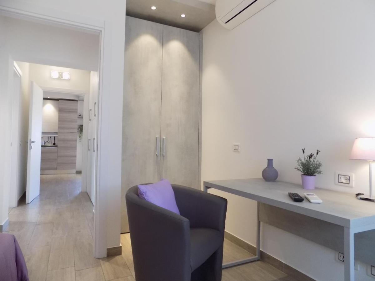 Apartment Millyholidays - Lilla - Center - Nearby - Private Garden - Pool *