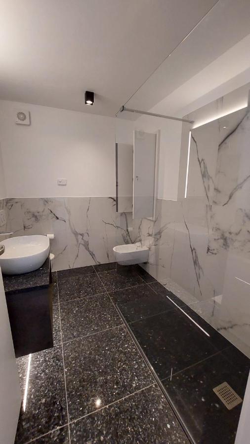 Baur - Regarda Travel Apartament