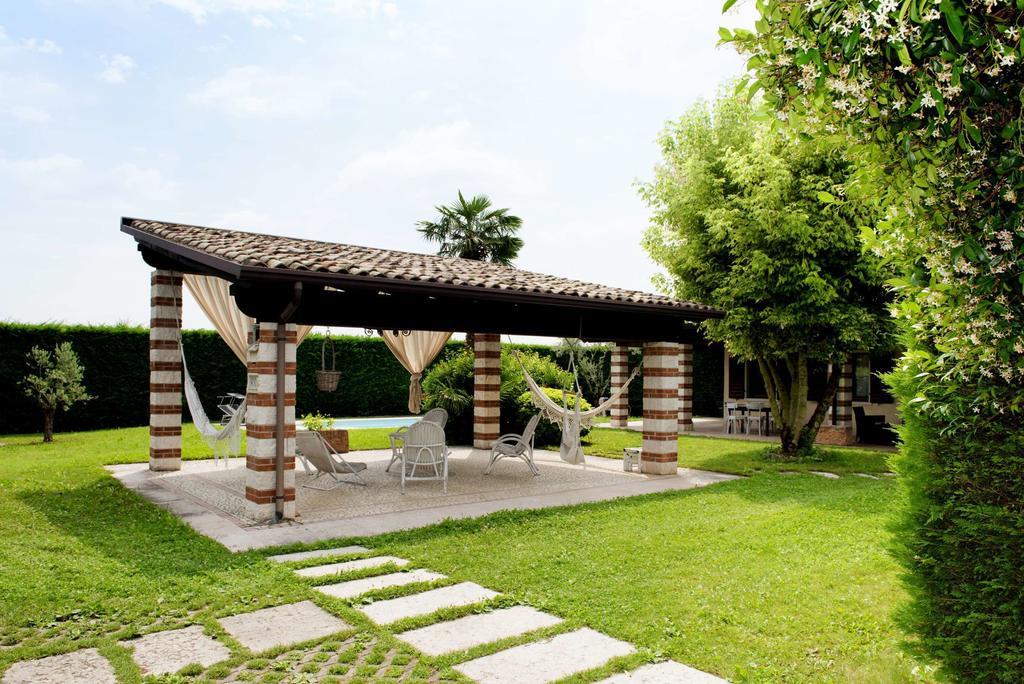 Costabella Villa *