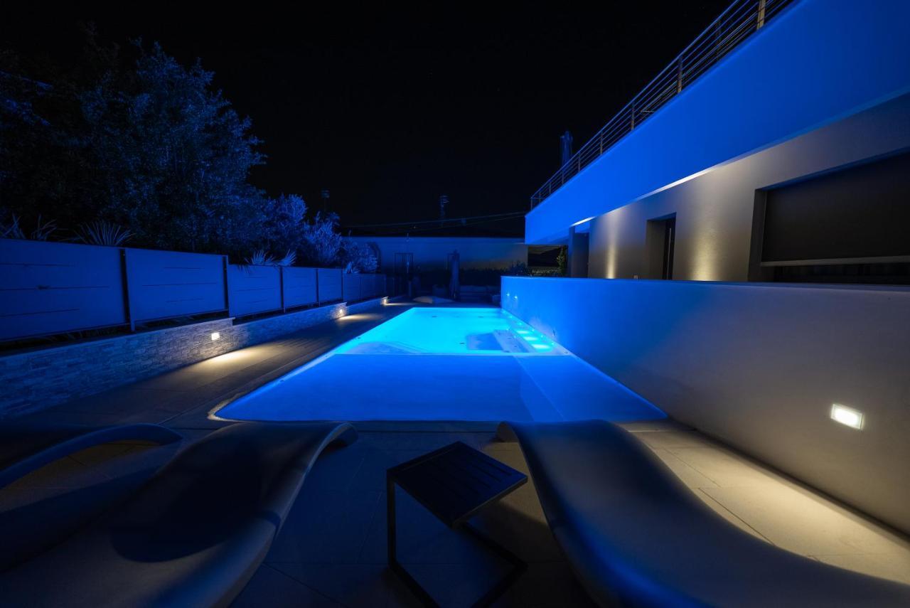 Magic Luxury