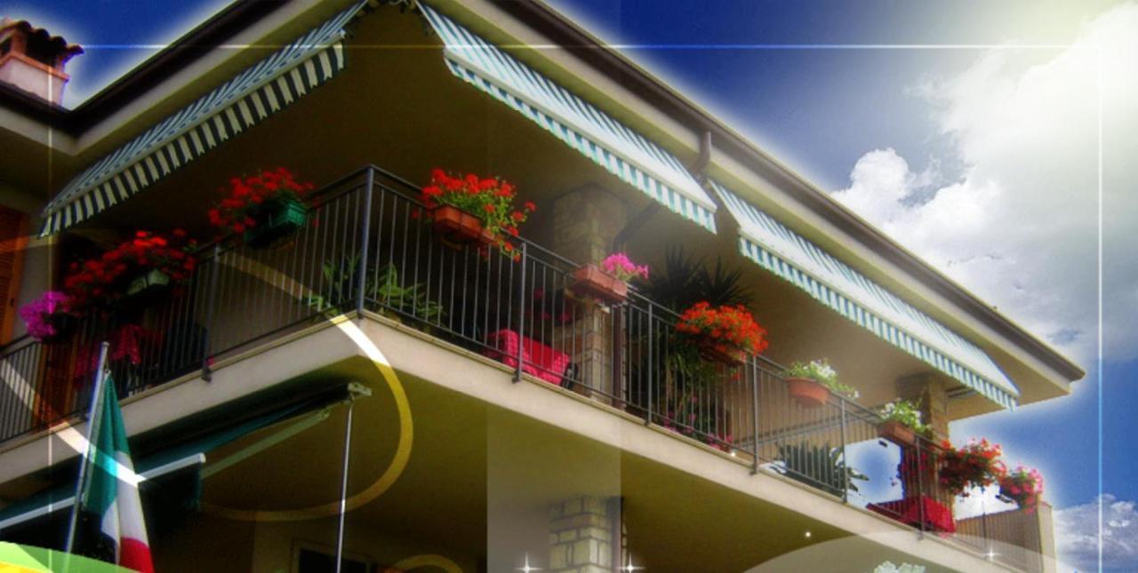 Bed & Breakfast Ladi's