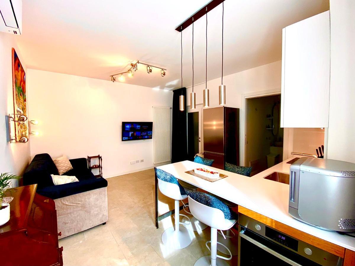 Apartment Alice Silver *