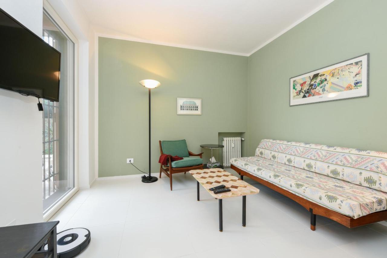 Garden Apartment *