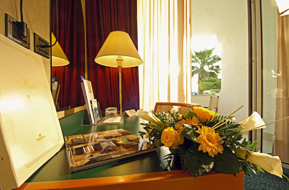 Nettuno Hotel Bardolino