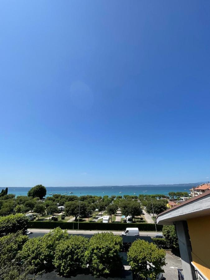 Am Gardasee Mit Seeblick No Elevator Apartment *