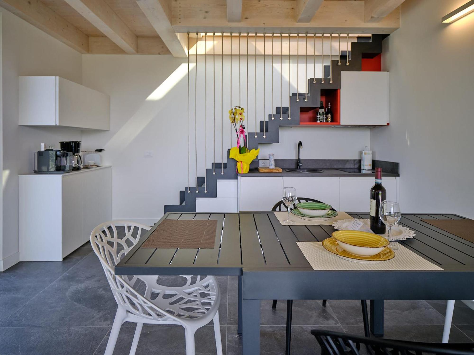Sunny Apartment