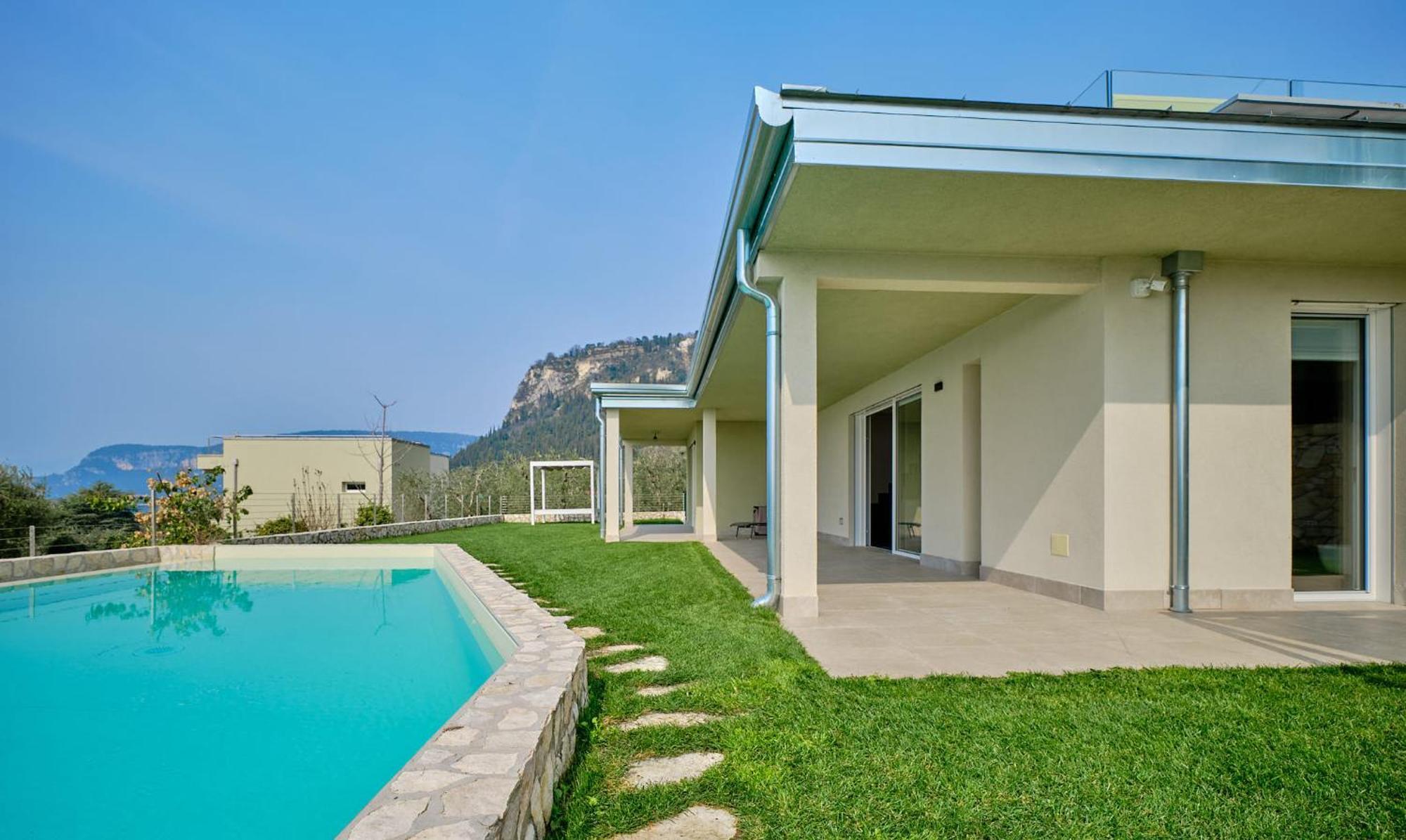 Sunny Apartment *