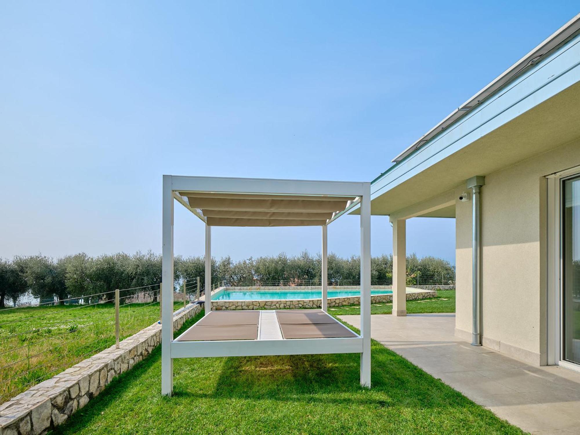Sunny Bardolino