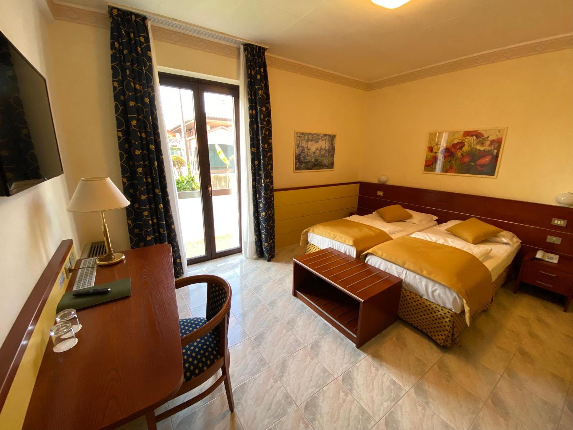 Olivo 3s Hotel