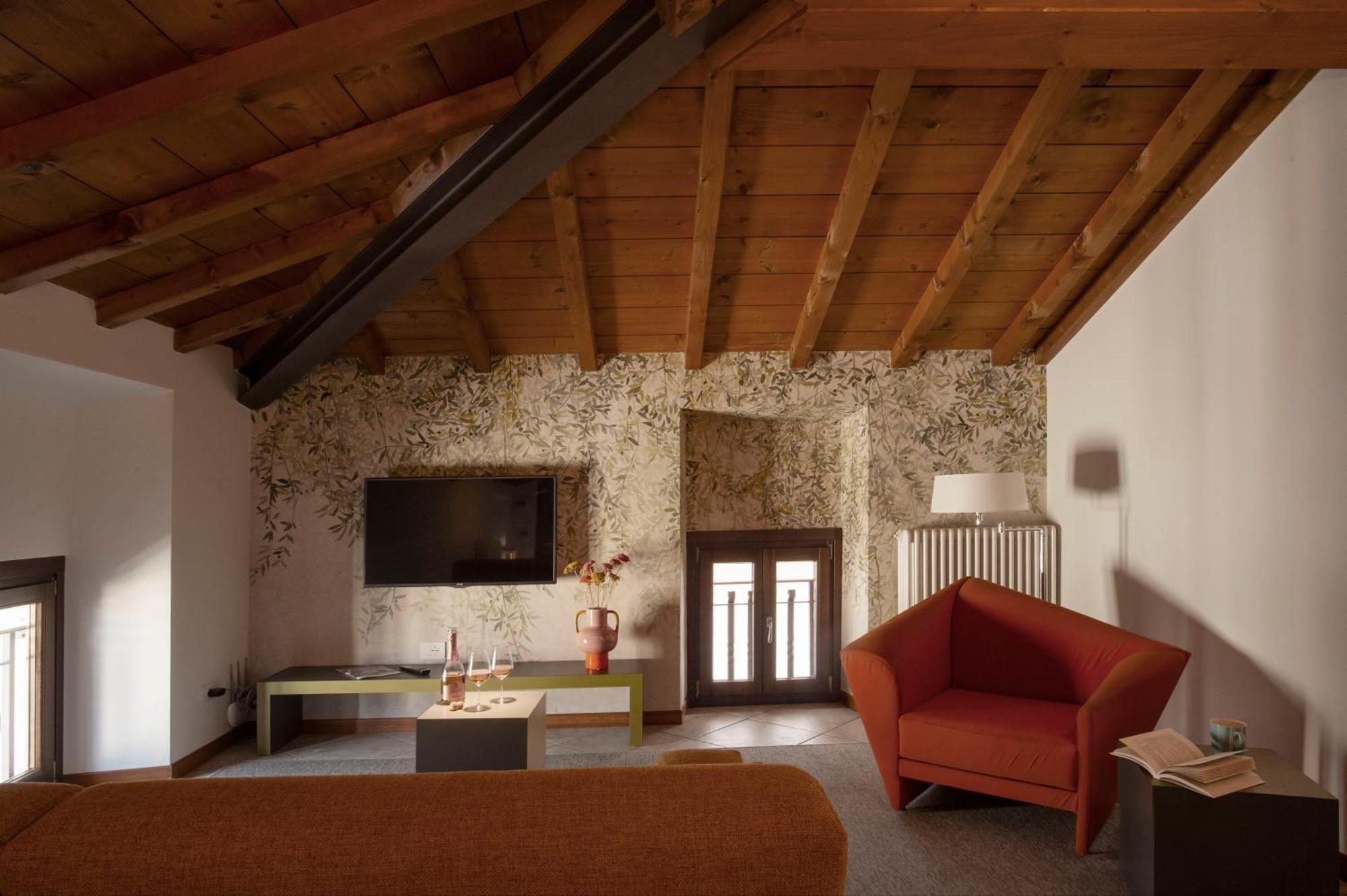 La Grotta Apartment
