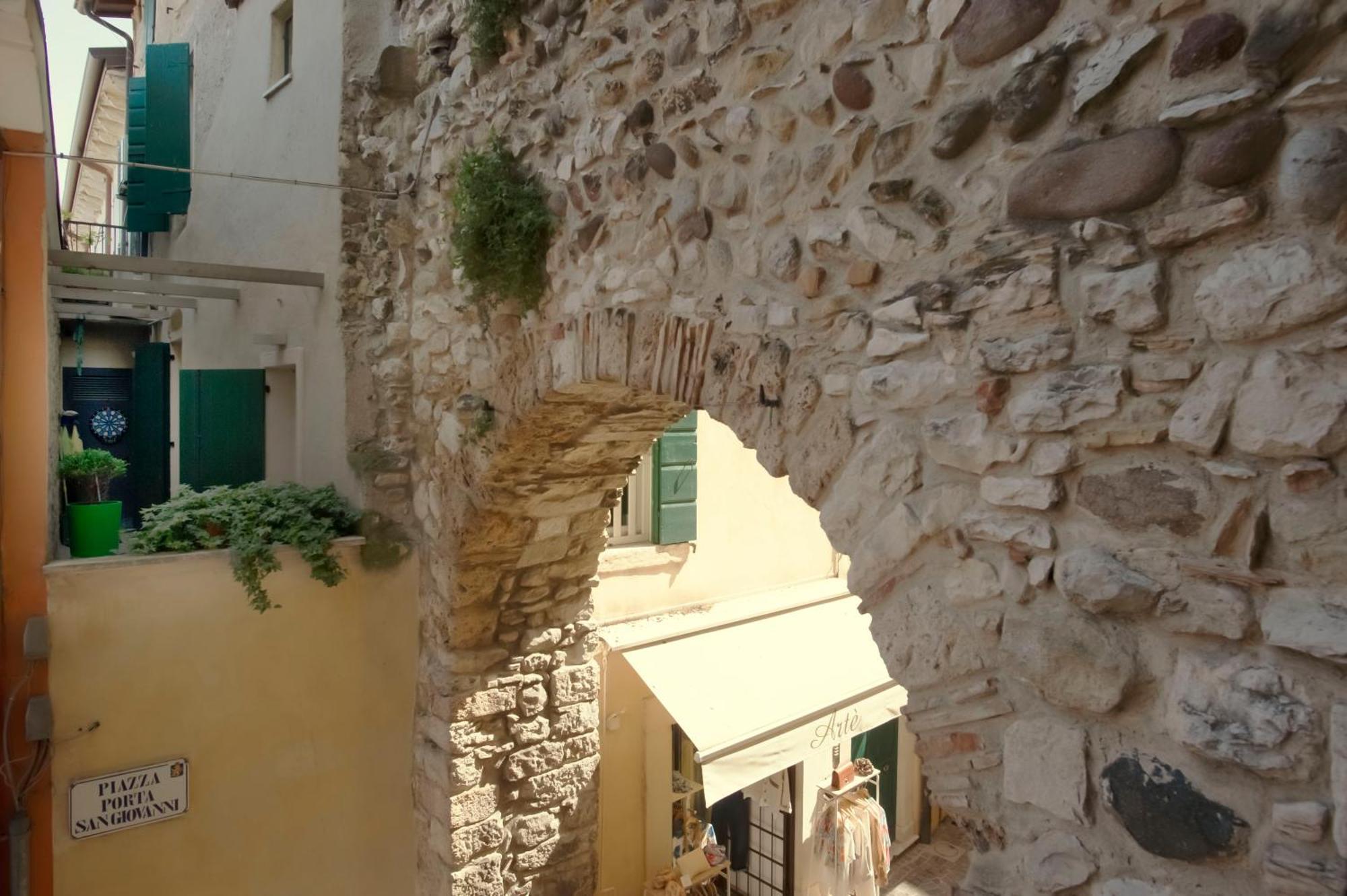 La Grotta * Bardolino