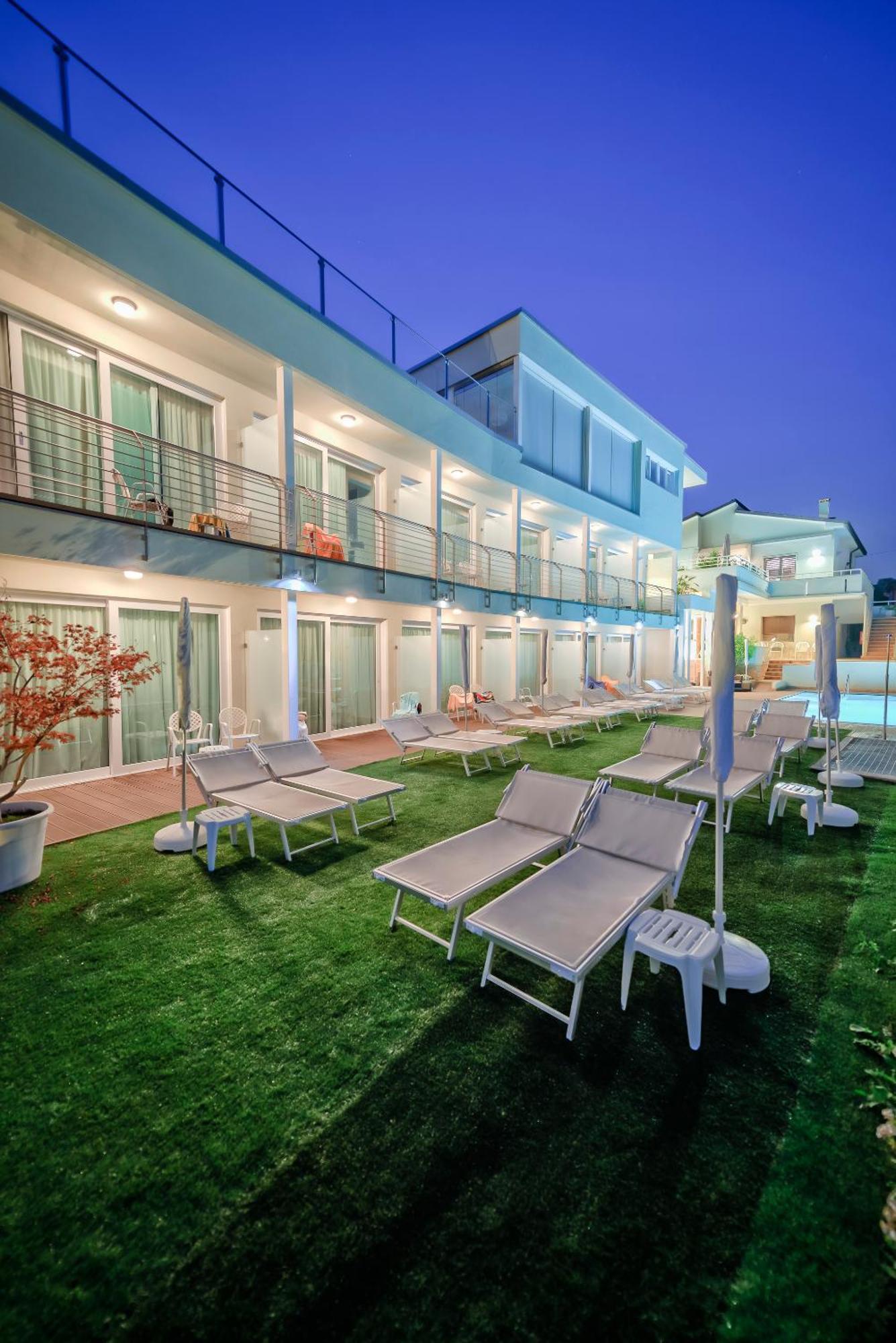Hotel Katy 3*