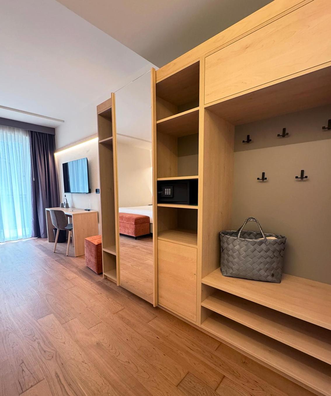 Hotel Villa Letizia 3*