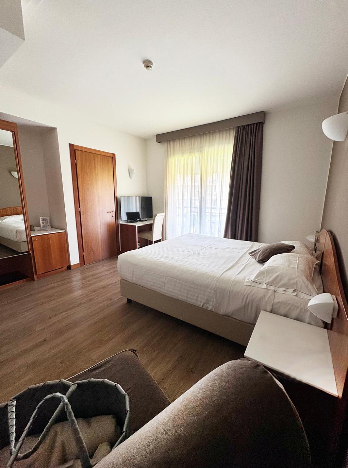 Hotel Villa Letizia 3*