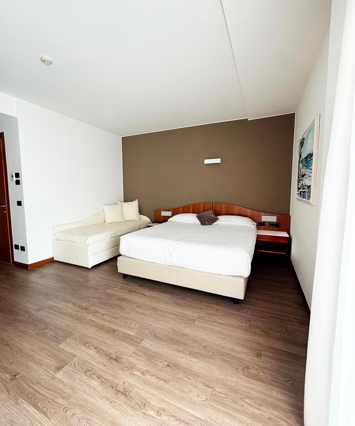 Hotel Villa Letizia 3*