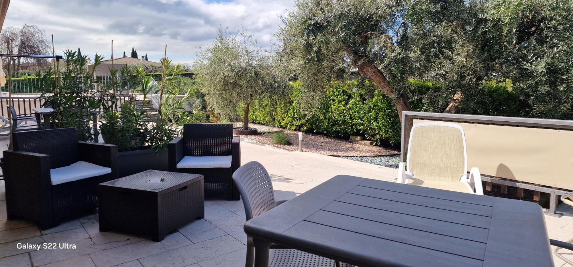 Apartament A *