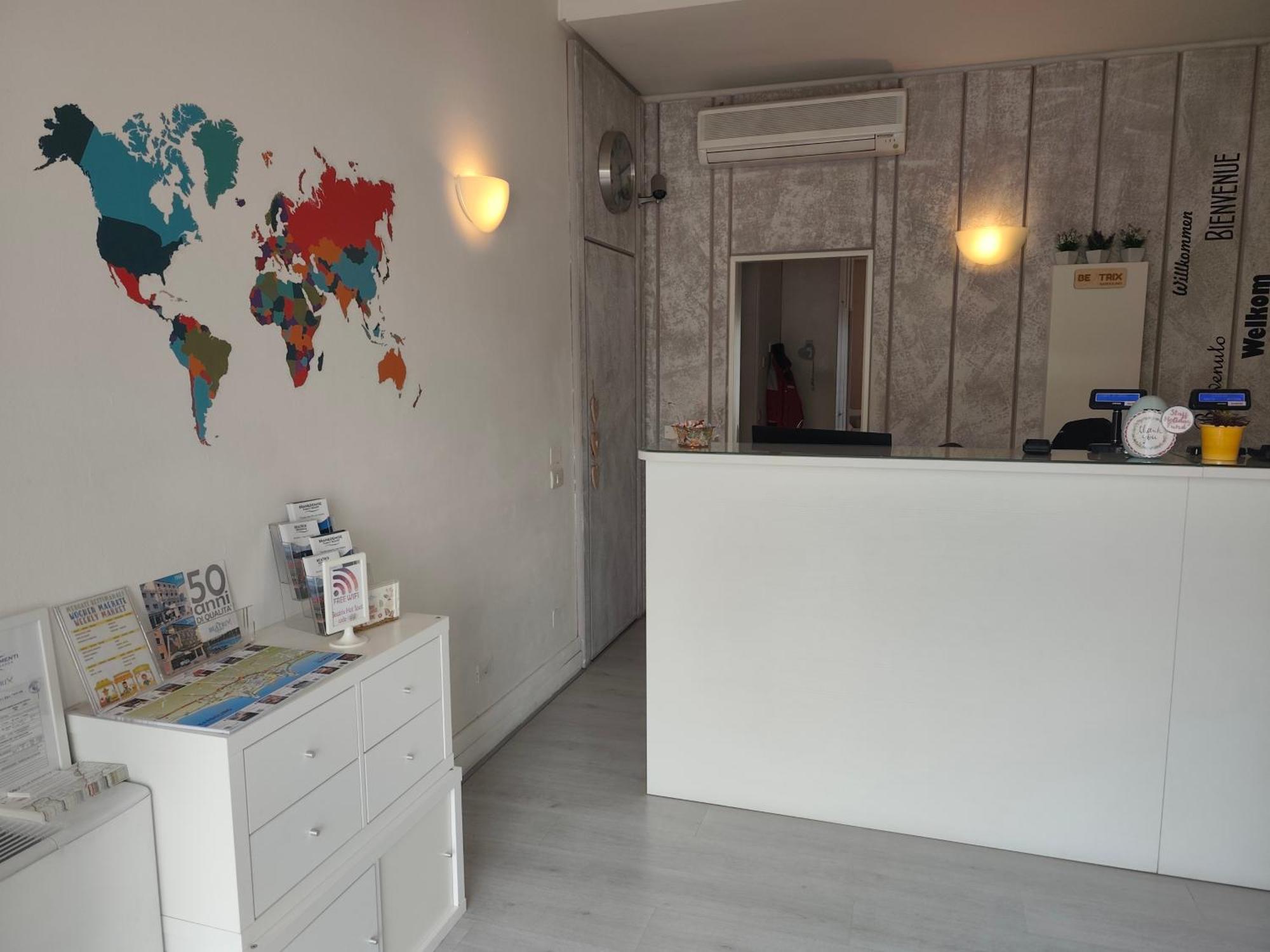 Beatrix Aparthotel 3*