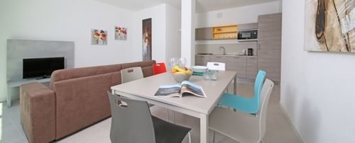 T14 Apartment *