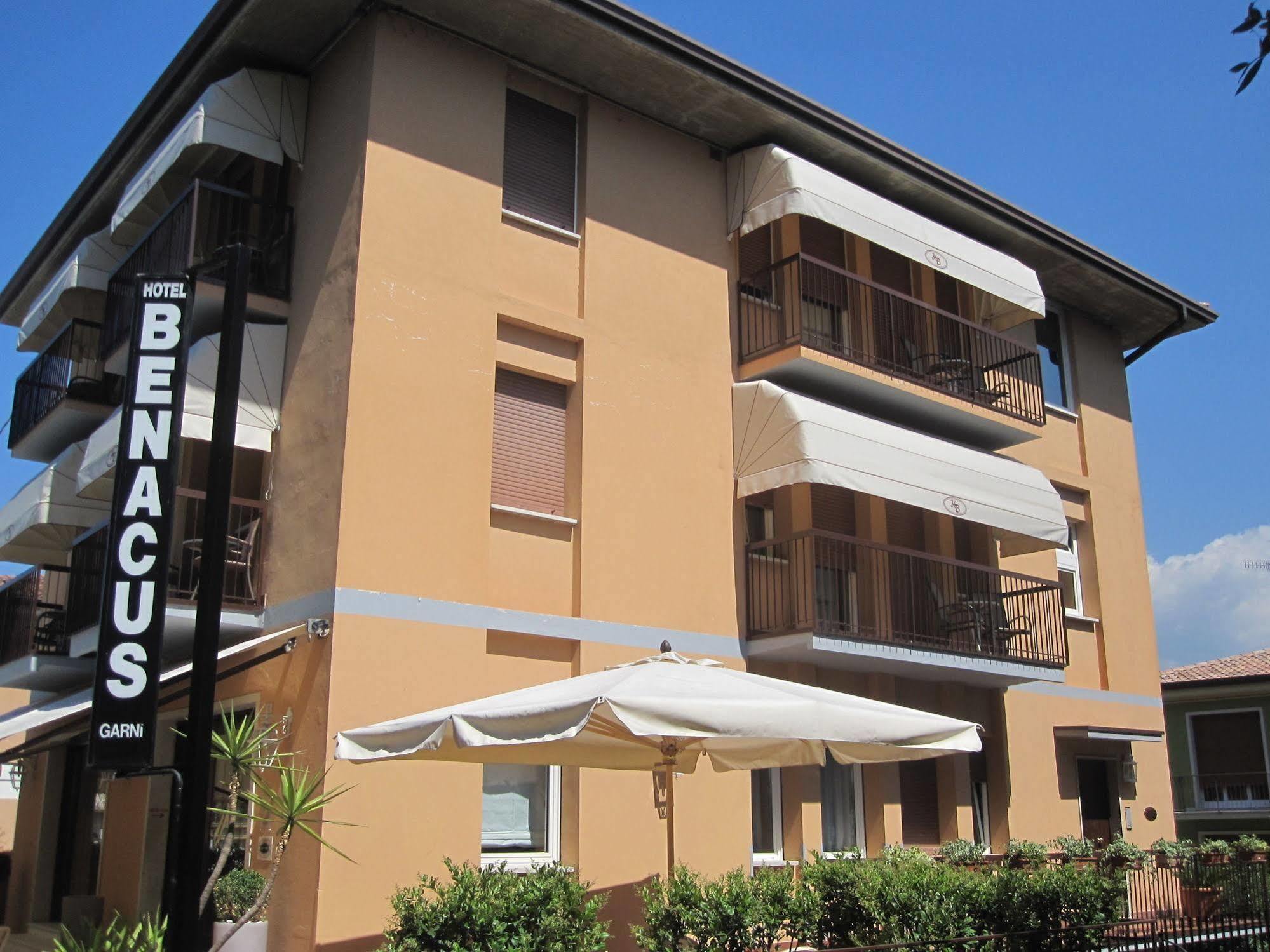 Benacus Hotel