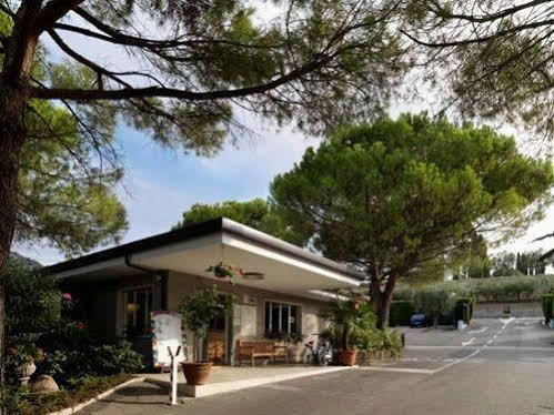 Serenella Camping 3*