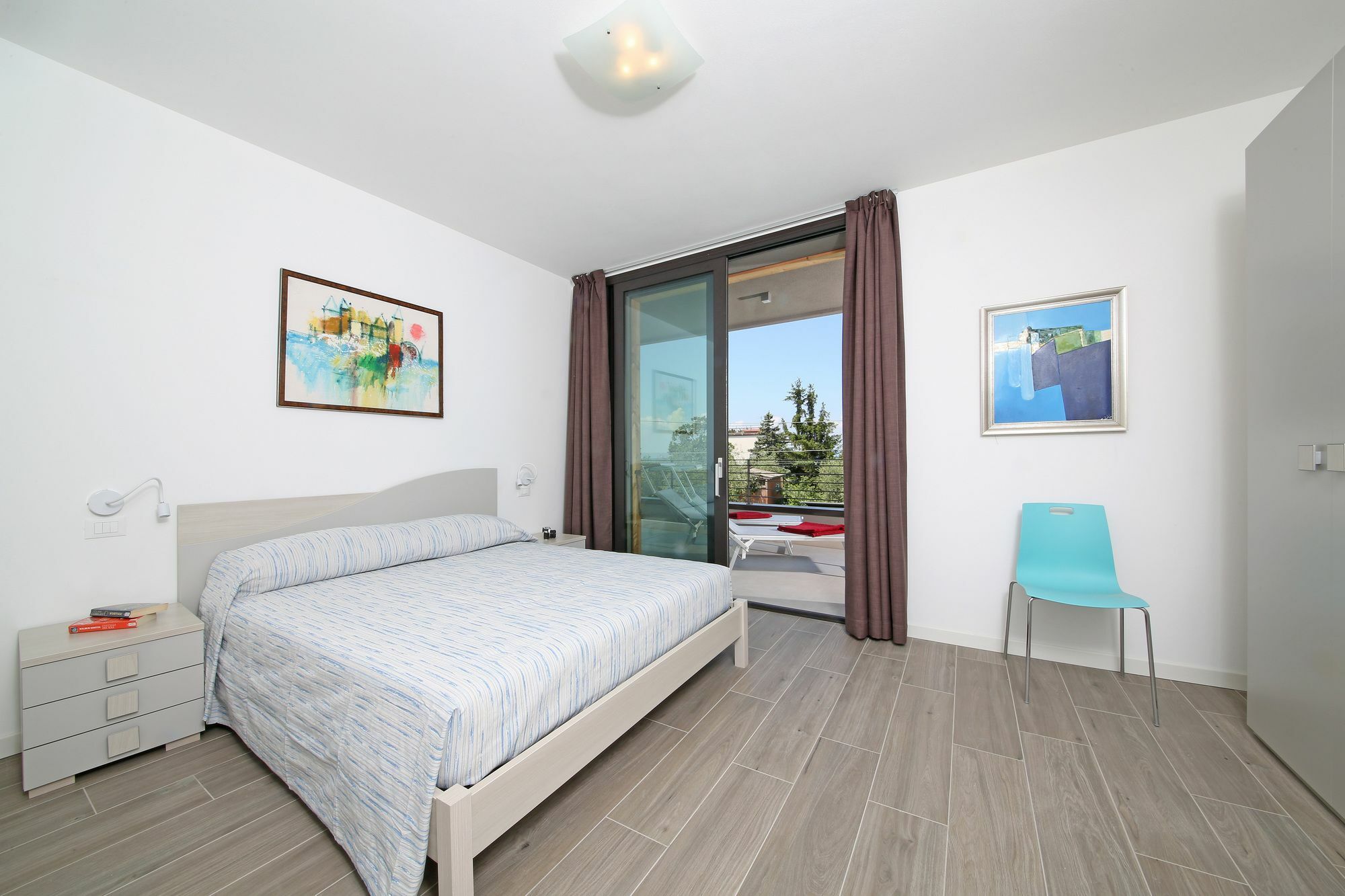 T14 Apartment
