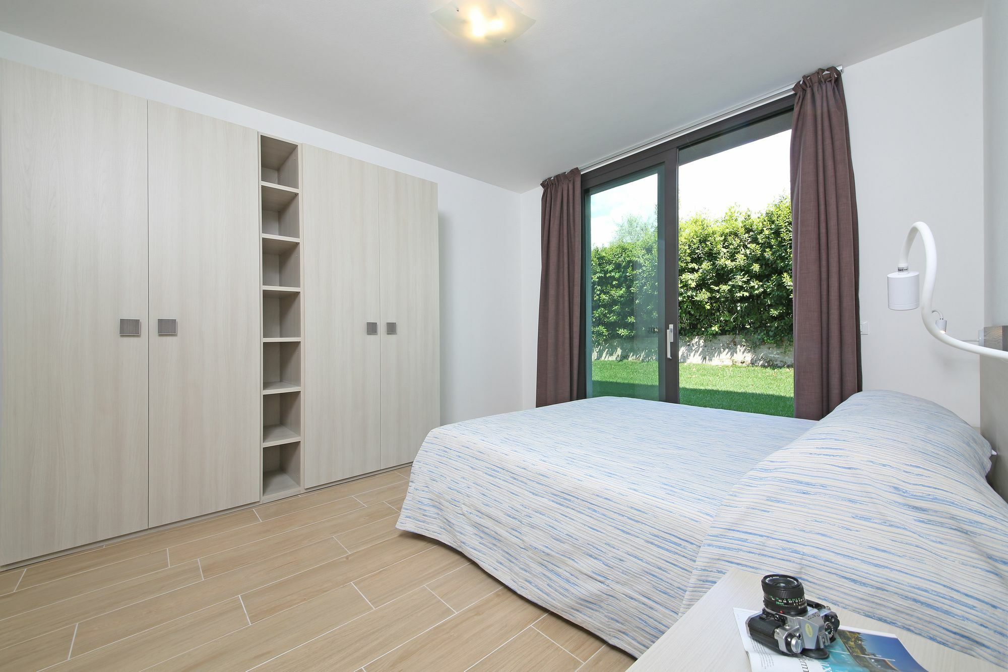 T14 Apartment *