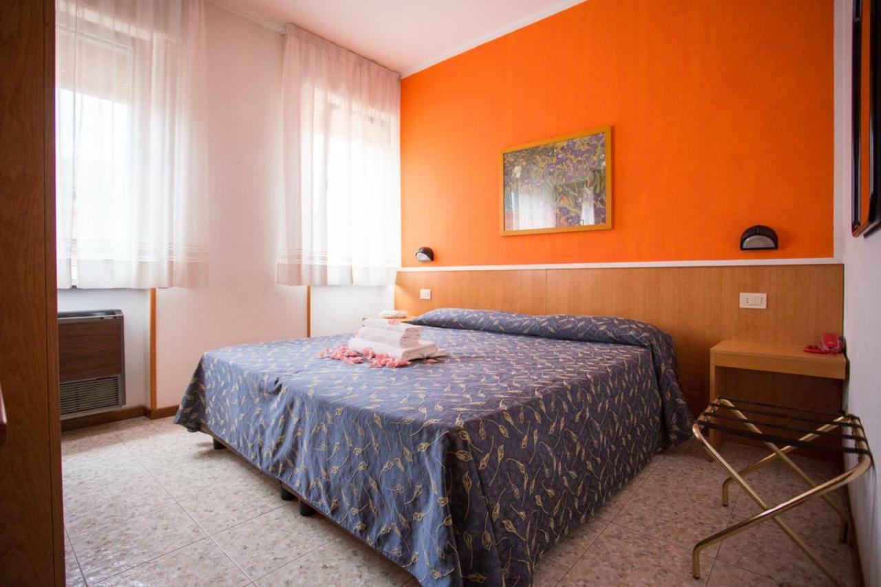 Benacus Hotel 2*