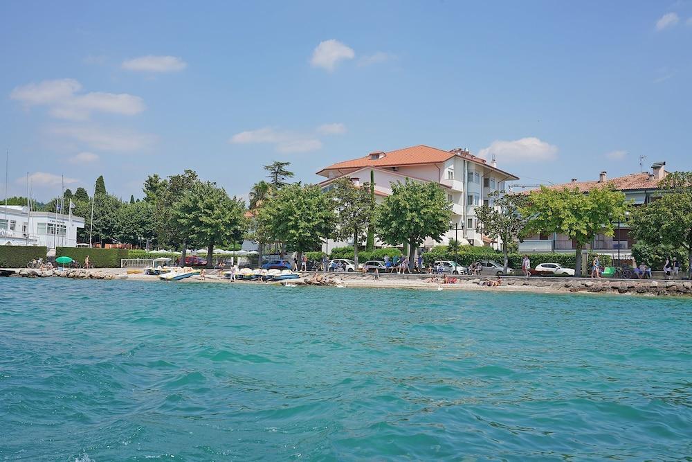 Nettuno Hotel Bardolino