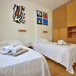 Apartment Joan Miro With Pool