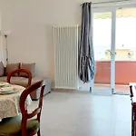 Narcisa View Lake&Pool Apartment