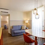 Casa Flores Apartments