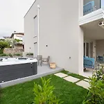 Indigo Eco Apartments