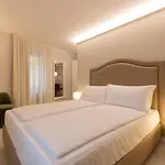 Casa Carmela Apartments