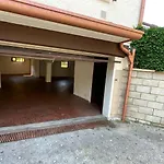 Elena Apartment - View Lake - Private Garage