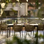 Salvatorehomes - Pure Luxury In The Centre Of Bardolino With Pool & Private Garden - Casa Olivia - A 5 Star Luxury Collection At Lake Garda