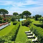 Tennis / Pool / Barbecue