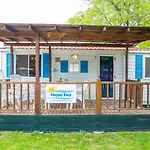 Happy Camp Mobile Homes In Camping Cisano San Vito