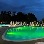 Sisan Family Resort