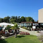 Sisan Family Resort