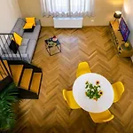 Rambaldi Apartments Edificio 7